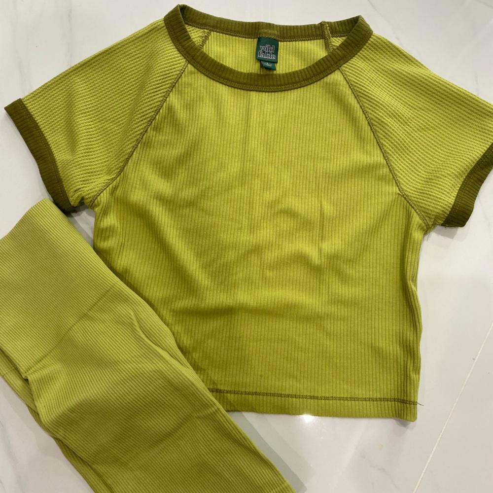 Light Green Ribbed Top and Ribbed Biker Shorts set 💚